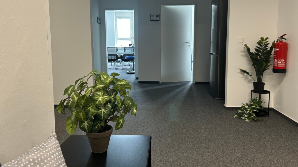 Durchgang Schulungsräume